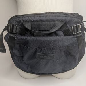 Athleta Black Unisex Waist Pack with Front Slip Pocket